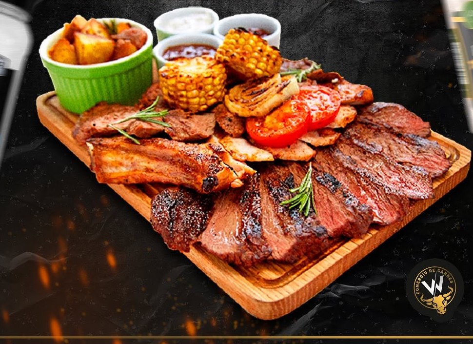 Mix de churrasco na tábua, com carnes grelhadas e acompanhamentos